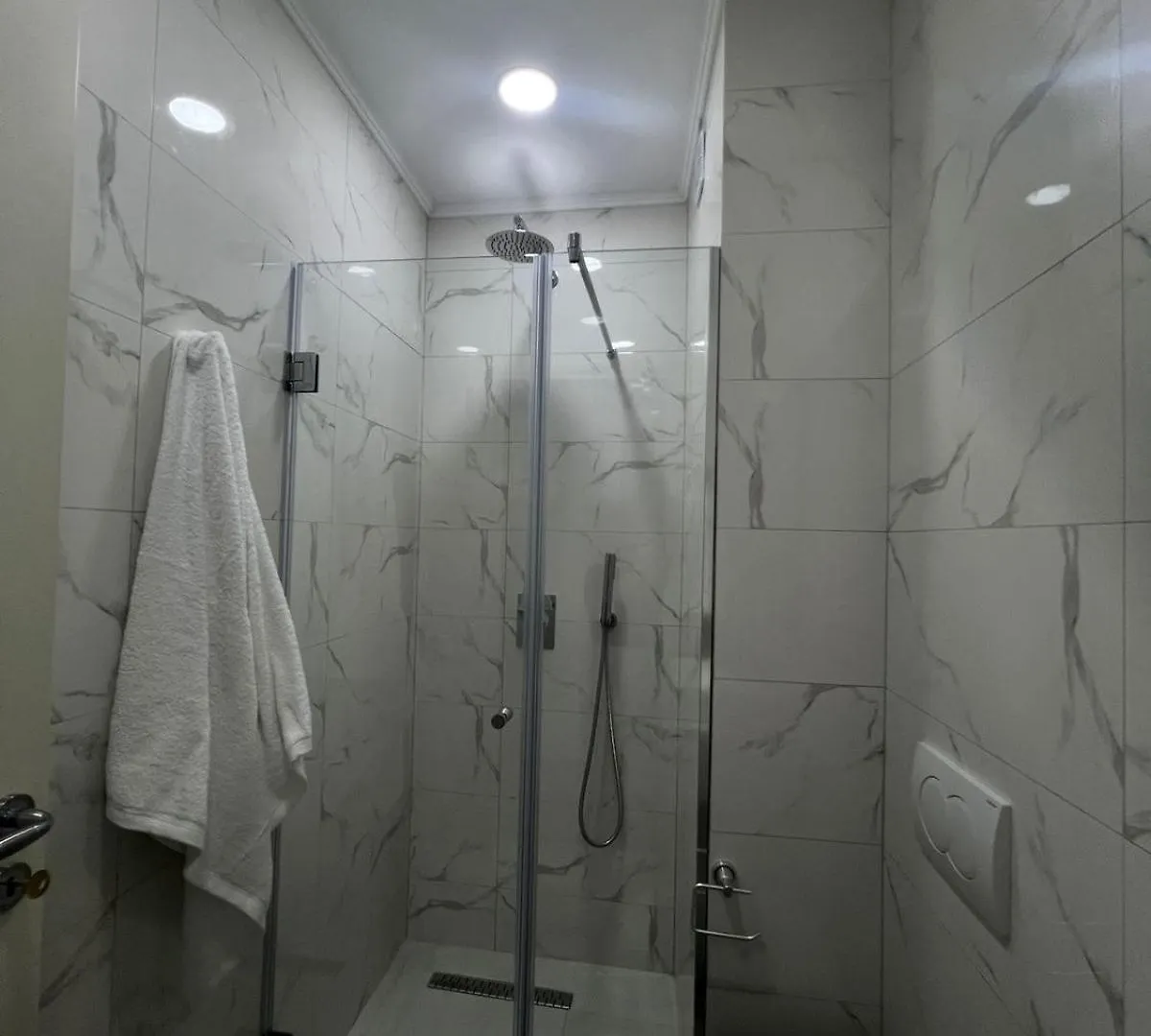 Athina Rooms ヒマラ 0*,